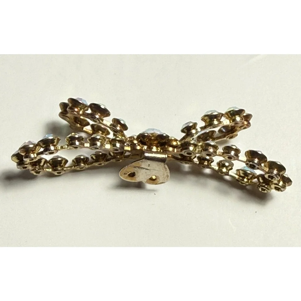 Vintage Gold Tone Aurora Borealis Rhinestone Shoe Clip Bow 1 Only 2.25